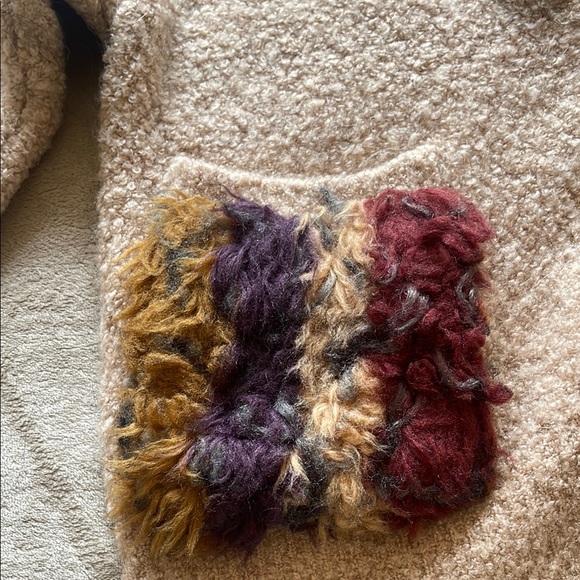Zara Beige Sweater with Colorful Pockets - Picture 2 of 3